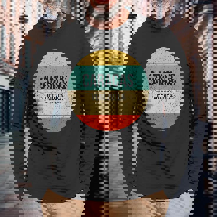 カラカス ベネズエラ 長袖Tシャツ 高齢者への贈り物