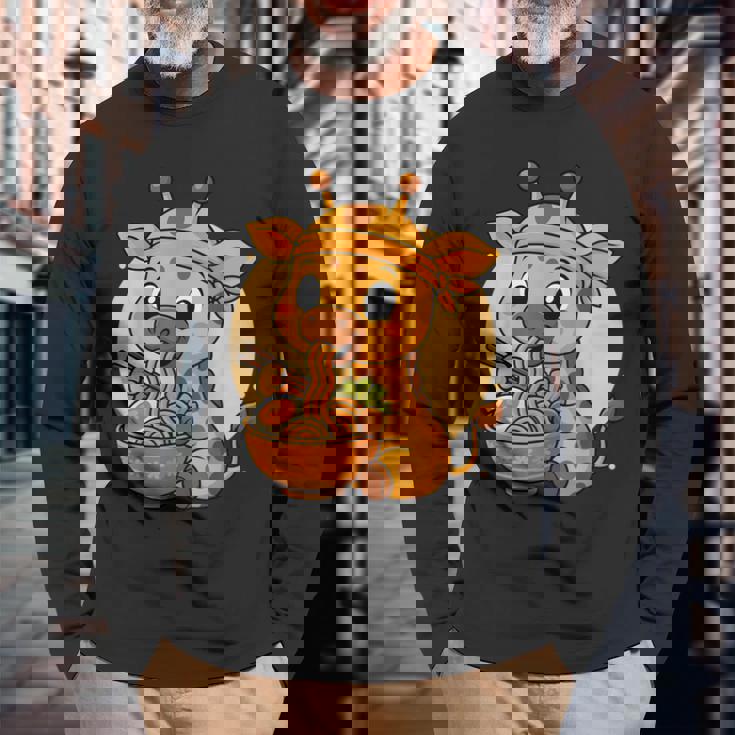 カワイイキリン食べるラーメングラフィック 日本のキリングラフィック 長袖Tシャツ 高齢者への贈り物