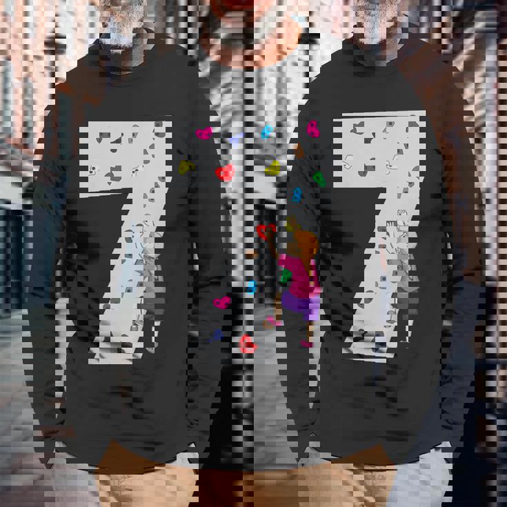 キッズ 7歳の誕生日パーティーケーキクライマークライムボルダリング 長袖Tシャツ 高齢者への贈り物