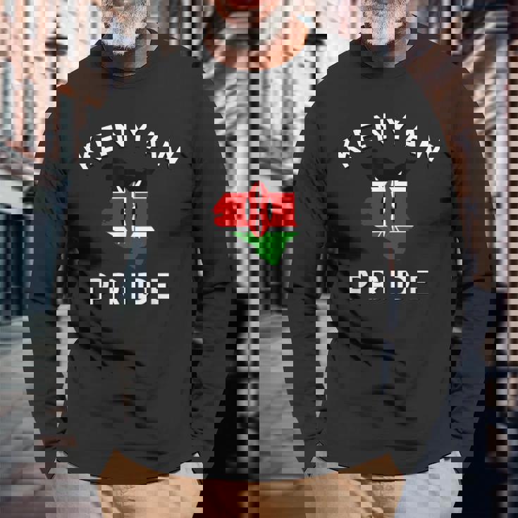 ケニア国旗プライド 長袖Tシャツ 高齢者への贈り物