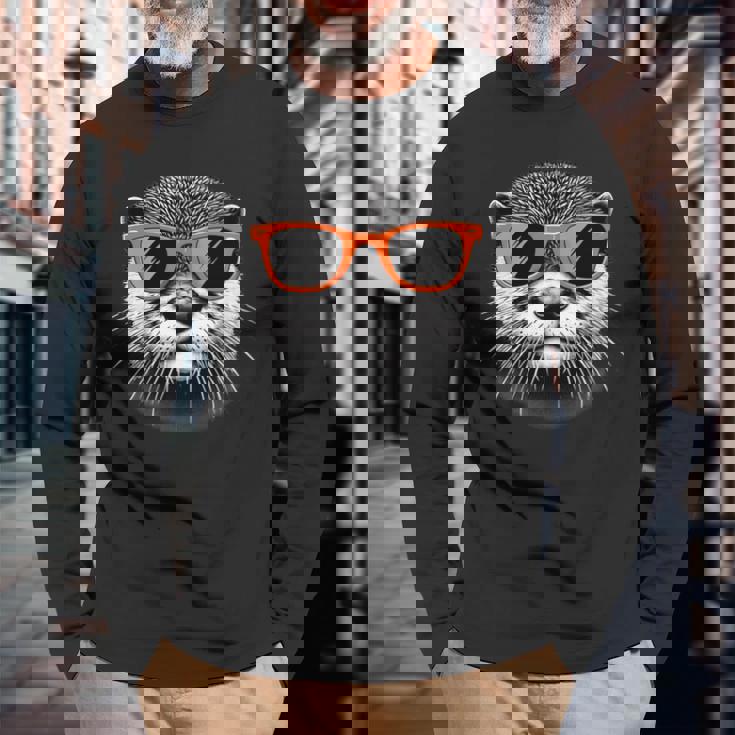 サングラスをかけたクールなカワウソのグラフィックアート 長袖tシャツ 長袖Tシャツ 高齢者への贈り物