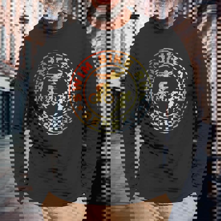 スイム・バイク・ラン・リピート レトロヴィンテージ トライアスリート・トライアスロン用 長袖Tシャツ 高齢者への贈り物