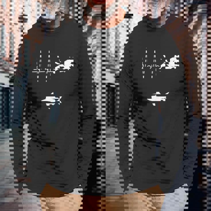 スキューバダイビングハートビート水中サメダイバー 長袖Tシャツ 高齢者への贈り物