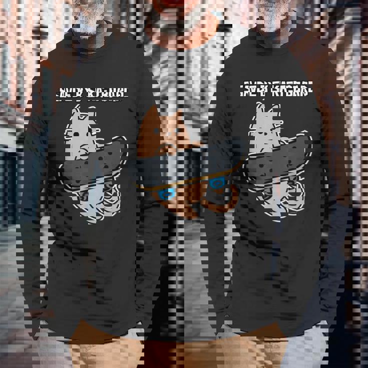 スケートボード猫sk8スケートボードで保存 長袖Tシャツ 高齢者への贈り物