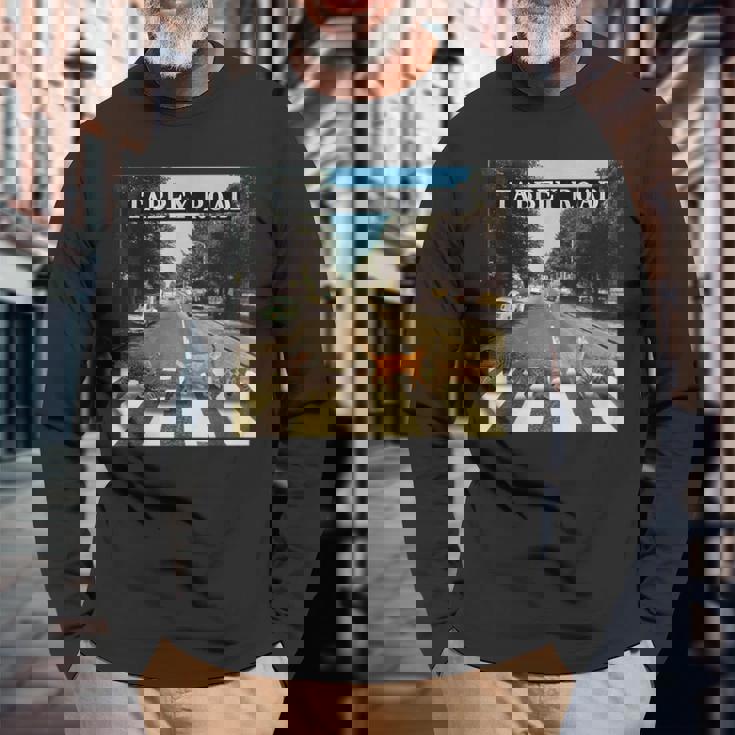 タビーロードクールタビーキャッツクロッシング 長袖Tシャツ 高齢者への贈り物