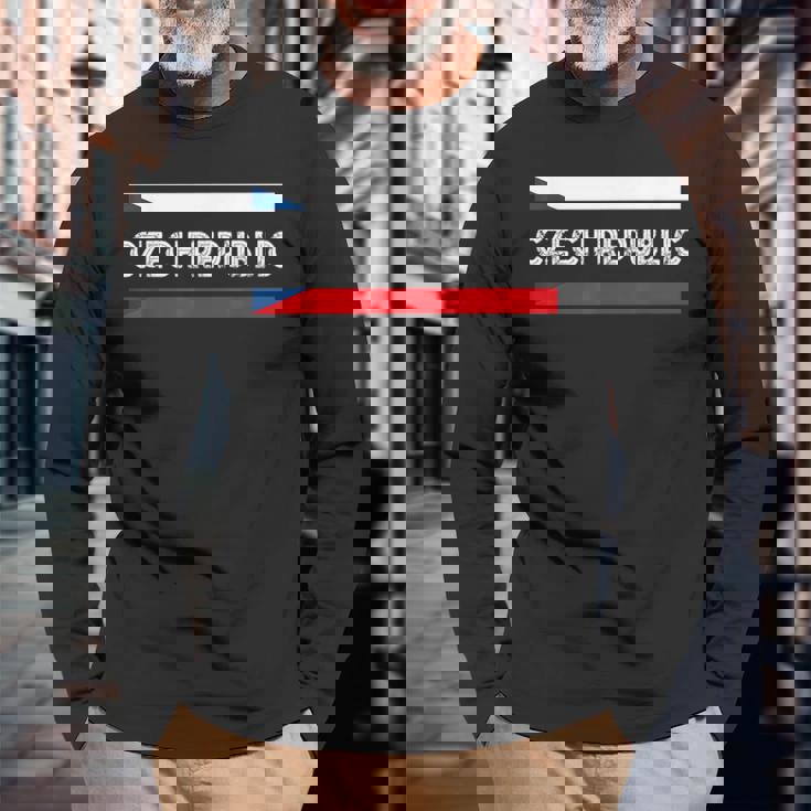 チェコ共和国 国旗 チェコ プライド チェコルーツ チェコ国旗 長袖Tシャツ 高齢者への贈り物