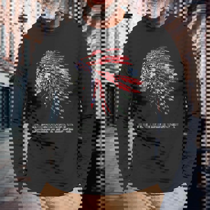 チペワ ネイティブアメリカン インディアン国旗 マネー ヘッドレス 長袖Tシャツ 高齢者への贈り物