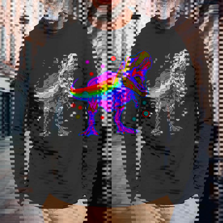 ティラノサウルス レックス 虹色 恐竜 恋人 デザイン 長袖Tシャツ 高齢者への贈り物
