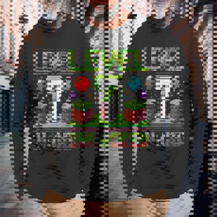 バースデーボーイシャツ レベル7 ロック解除 7歳の誕生日 男の子 長袖Tシャツ 高齢者への贈り物