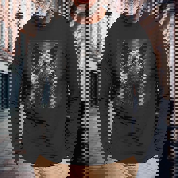 ビンテージ秋田犬 シネマティック写真 長袖Tシャツ 高齢者への贈り物