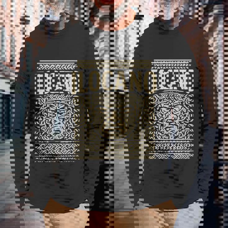 フィリピン イロカーノ 北フィリピン 長袖Tシャツ 高齢者への贈り物