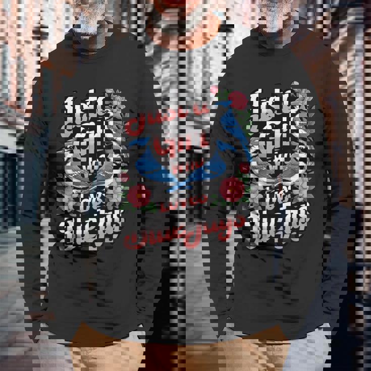 ブルージェイズが大好きな少女 バード愛好家 バードウォッチャー 長袖Tシャツ 高齢者への贈り物