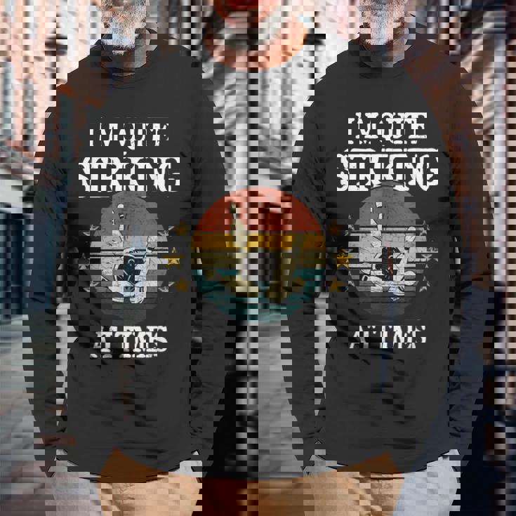 ボウリング私はかなり印象的です面白いビンテージボウラーダジャレ 長袖Tシャツ 高齢者への贈り物