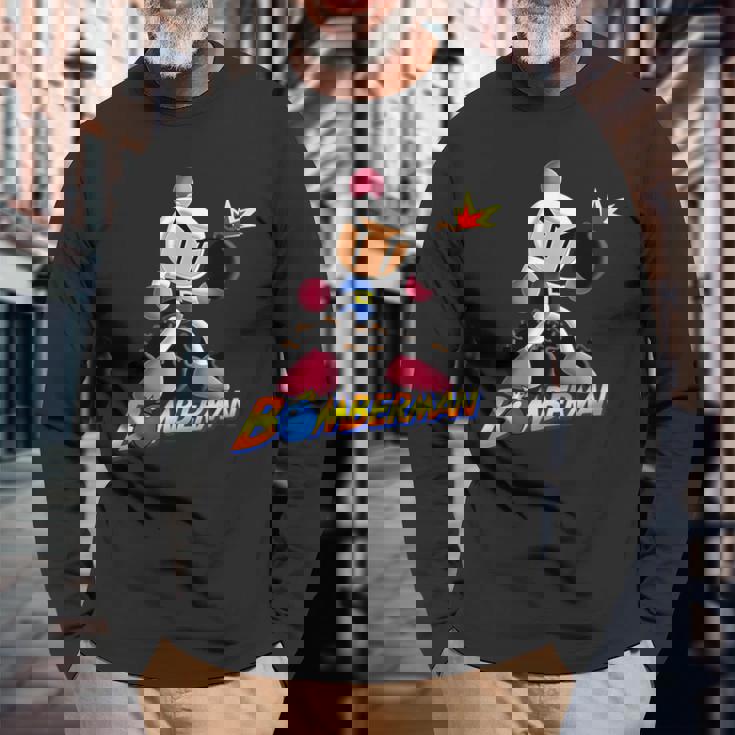 ボンバーマン 爆撃 爆破 レトロ ゲーマー ノスタルジア クラシック 長袖Tシャツ 高齢者への贈り物