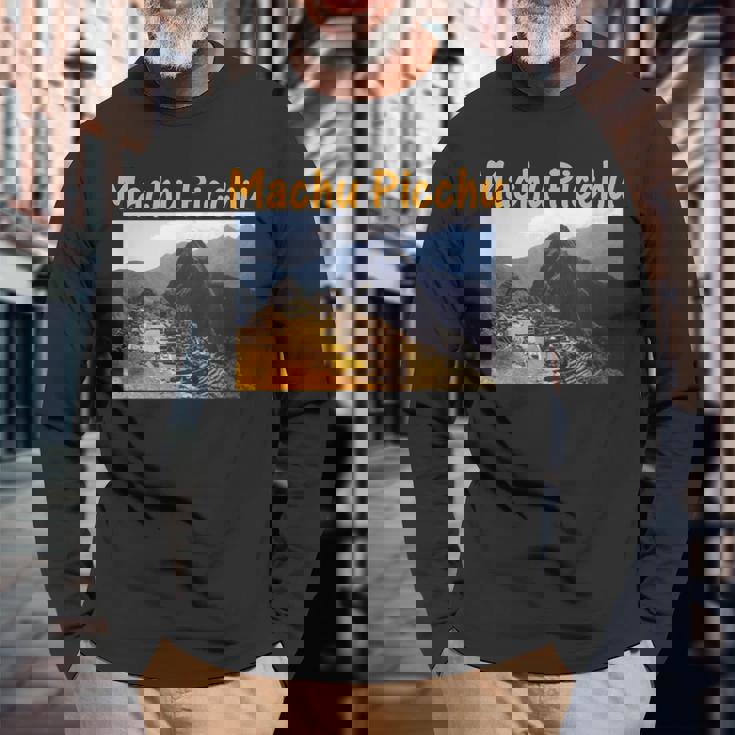 マチュピチュペルー遺跡 日の出 長袖Tシャツ 高齢者への贈り物