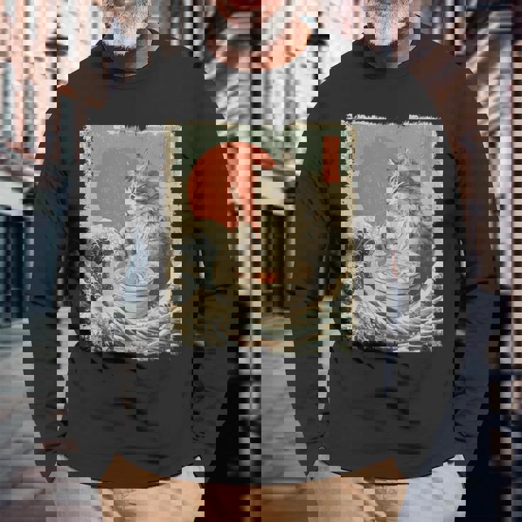 メインクーン 猫 ヴィンテージ ラーメン 和麺 長袖Tシャツ 高齢者への贈り物