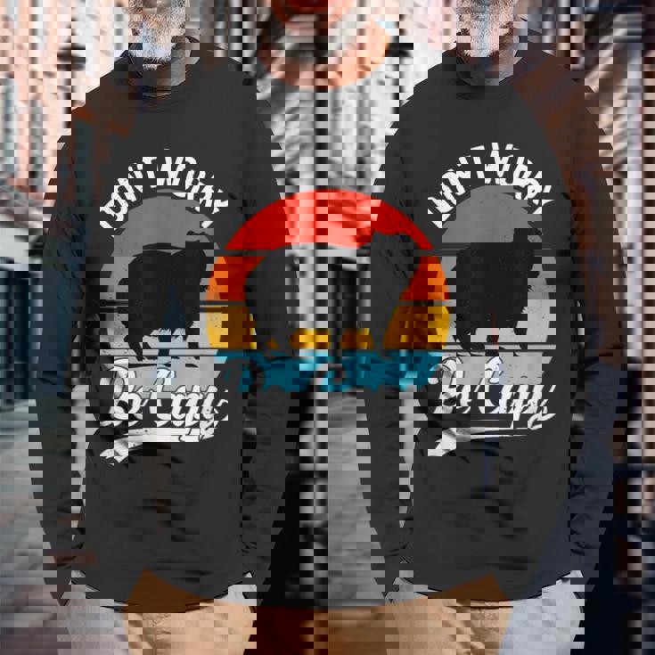 レトロ 面白い カピバラ Don't Worry Be Capy 長袖Tシャツ 高齢者への贈り物