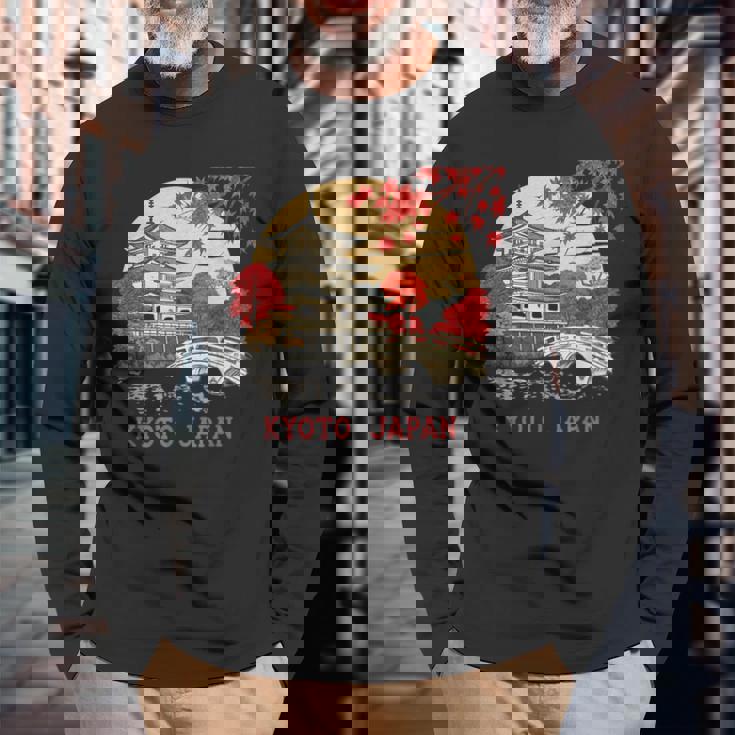 京都 日本 パゴダ 秋 風景 アート お土産 長袖Tシャツ 高齢者への贈り物