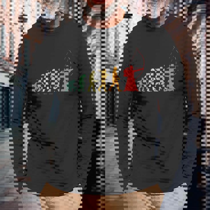 人類の進化 弓道 弓術 弓道好き 騎射 歩射 堂射 弓道部 弓道サークル 古武術 和弓 レトロ 弓 エボリューション 長袖Tシャツ 高齢者への贈り物