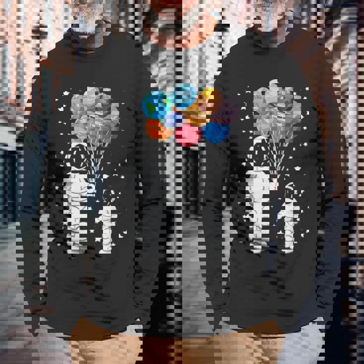 宇宙飛行士 宇宙飛行士 面白い宇宙小人太陽系 天文学 長袖Tシャツ 高齢者への贈り物