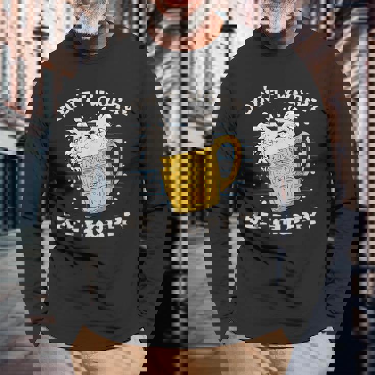 心配しないで、ホッピー・ブリューワー・ホップス・ビール 長袖Tシャツ 高齢者への贈り物