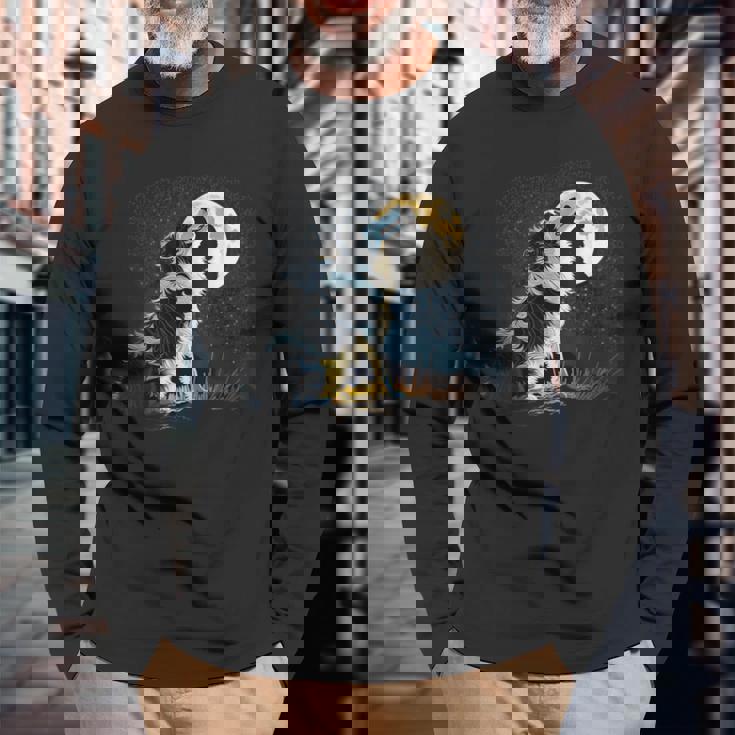 月に吠える美しいボーダーコリー犬 長袖Tシャツ 高齢者への贈り物