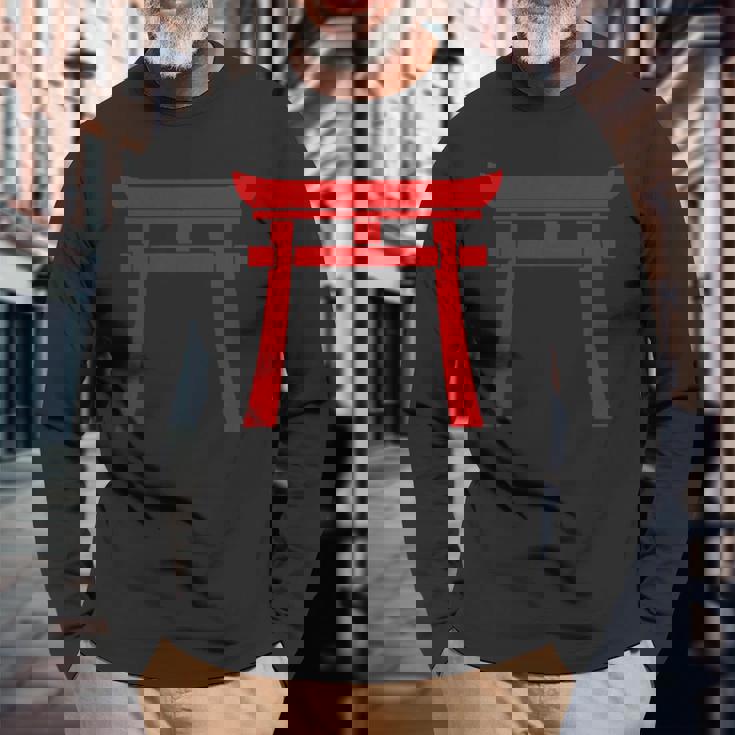 神戸鳥居門シンボル 神道日本門 長袖Tシャツ 高齢者への贈り物