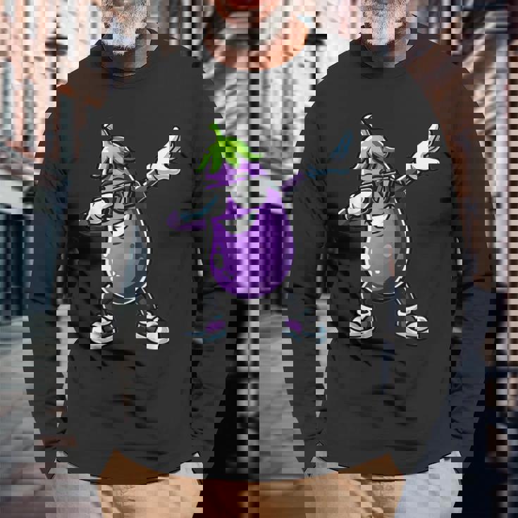 茄子を軽くたたく面白い野菜ギフト ナス付き 長袖Tシャツ 高齢者への贈り物