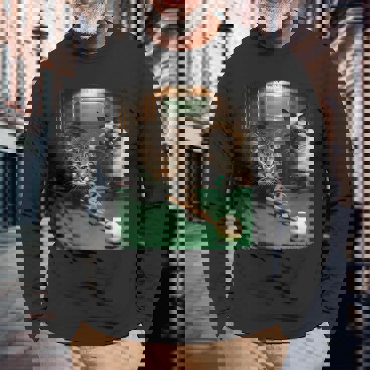 面白い猫 子猫 プールゲーム ビリヤード愛好家 アートデザイン 長袖Tシャツ 高齢者への贈り物