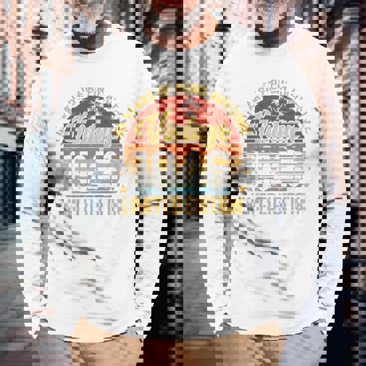 オンバック レトロヴィンテージ 1946年3月 80歳 80歳の誕生日 長袖Tシャツ 高齢者への贈り物