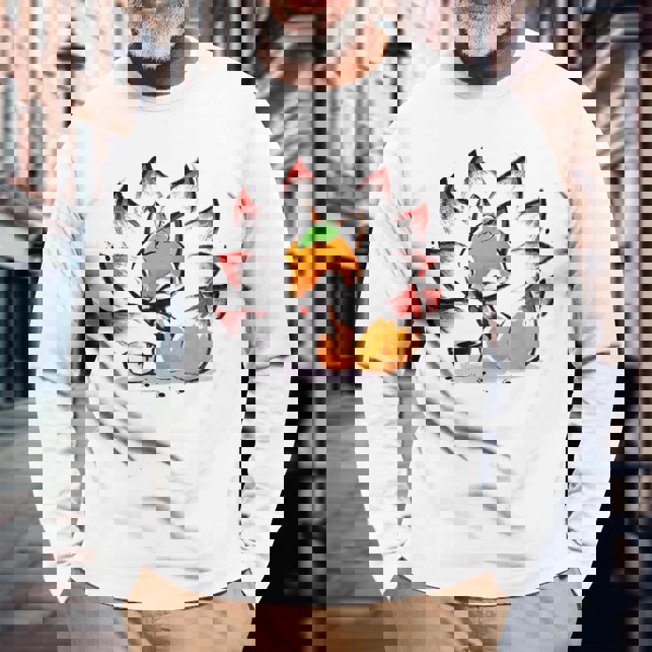 キタキツネ 狐 九尾 長袖Tシャツ 高齢者への贈り物