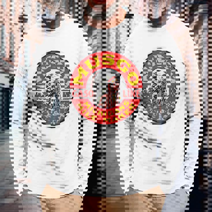 バックプリントのみ レトロ ヴィンテージ ガソリンスタンド ムスゴ ガソリンオイル 長袖Tシャツ 高齢者への贈り物