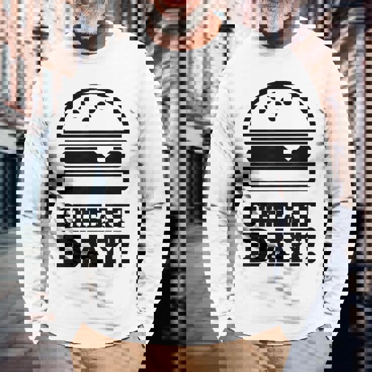 ファニージム チートデー ハンバーガー キャブ フード 長袖Tシャツ 高齢者への贈り物