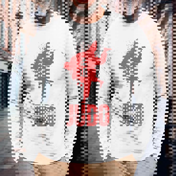 柔道着のクールな柔道tシャツ。 長袖Tシャツ 高齢者への贈り物