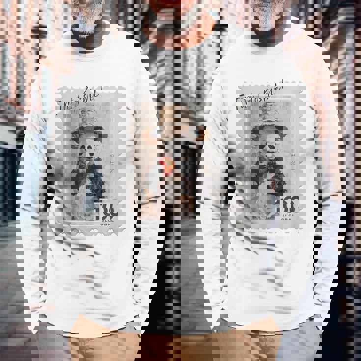 麦わら帽子 りんご パンダ 小さなパンダ 切手風 長袖Tシャツ 高齢者への贈り物