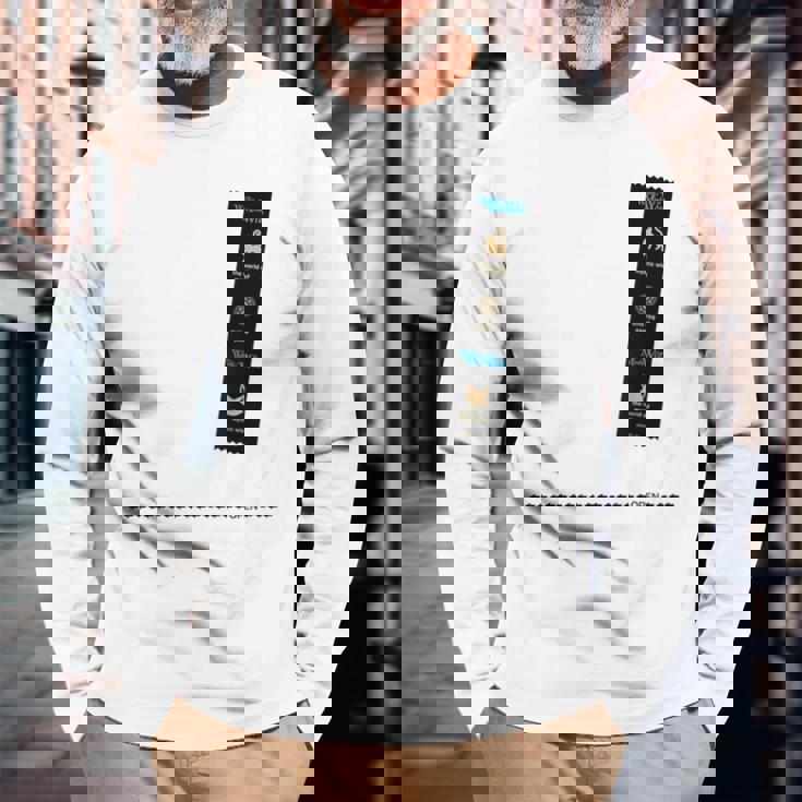 黒猫のウィズ 段ボールとウィズ C 長袖Tシャツ 高齢者への贈り物