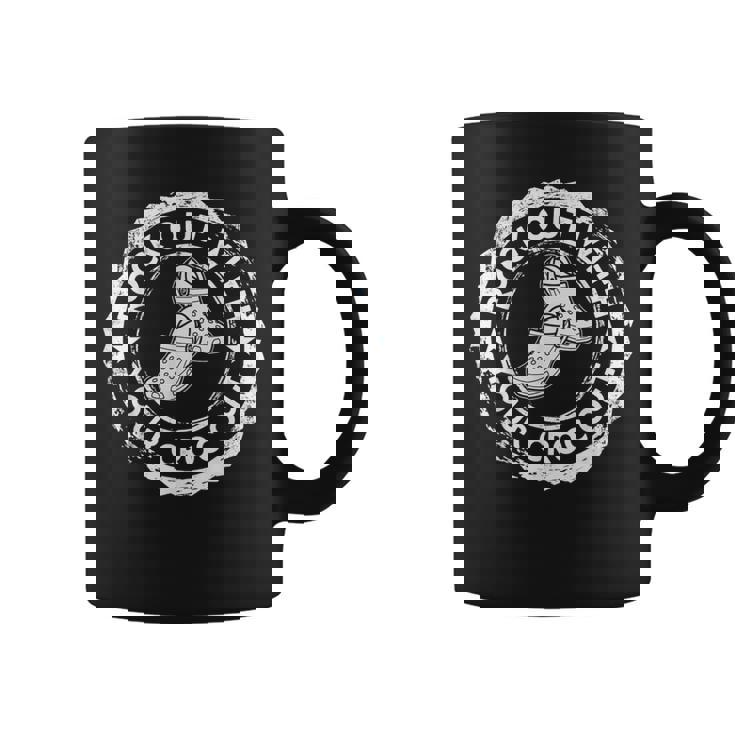 D'infirmière Rétroieilli Avecotre Croc Out Tasse