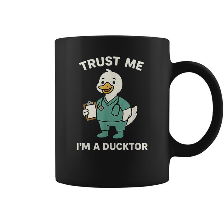 Trust Me I'm A Ducktor メディカルしゃれクワック ダックドクター コーヒーマグ