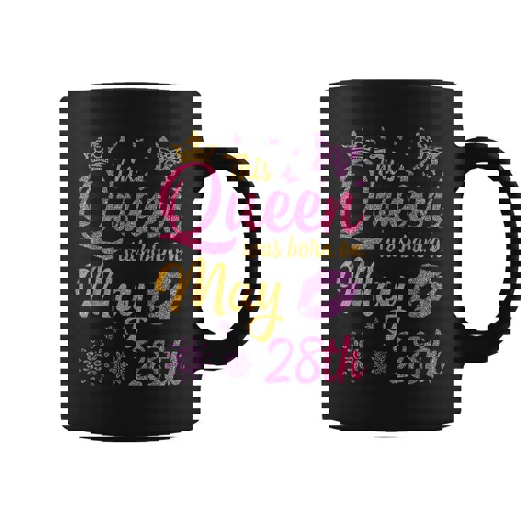 この女王は5月28日に生まれました。お誕生日おめでとうママ、叔母 コーヒーマグ