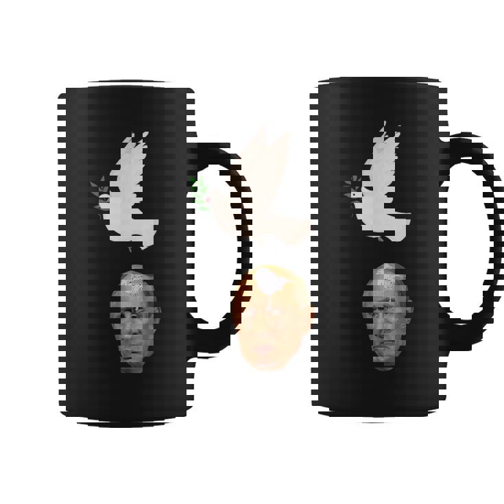 プーチンの頭に平和の鳩の糞、世界は平和を望んでいる コーヒーマグ