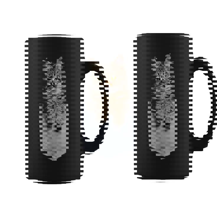ポケットに入ったノルウェージャンフォレストキャット コーヒーマグ