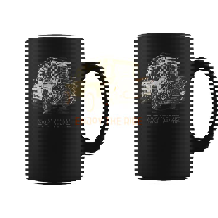 ヴィンテージ オフロード アドベンチャー ロードトリップ バイク イラストレーション コーヒーマグ