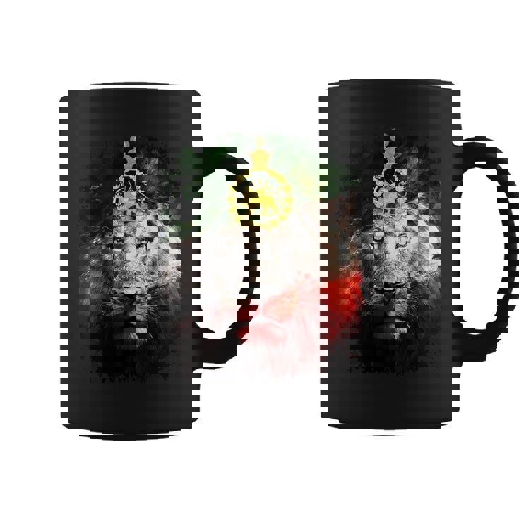金色のライオンの頭が付いたイランの国旗。 コーヒーマグ