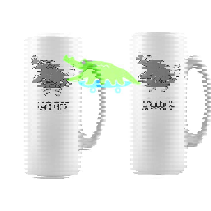 【バックプリント・背中側】楽して行こうワニ（Lacusite）スケボー【変なデザイン屋さん】ブランド パロディ 面白い コーヒーマグ