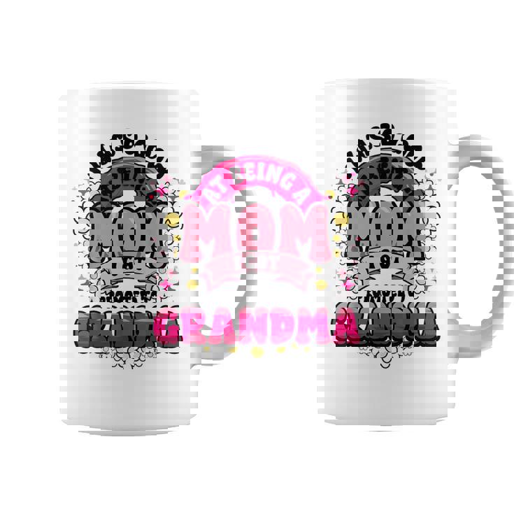 お母さんはおばあちゃんに昇進しました新しいおばあちゃんママ面白い母の日 コーヒーマグ