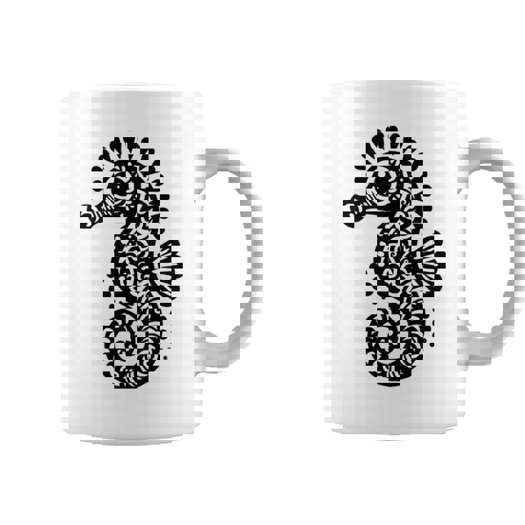 かわいいタツノオトシゴ ポリネシア トライバル マオリ柄 タツノオトシゴ 長袖tシャツ コーヒーマグ