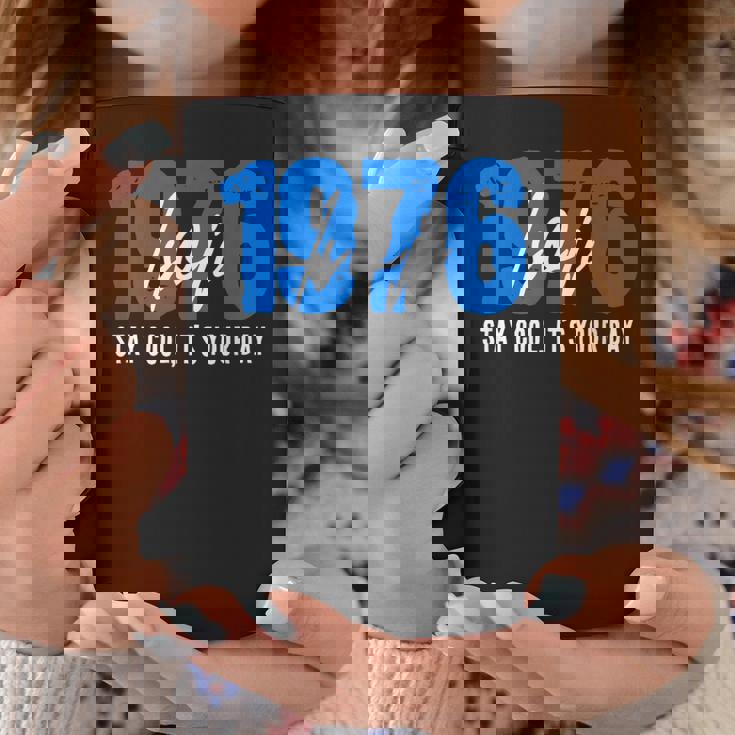 1976 誕生日 五十路祝い 50歳 大人の節目 クールでシンプルな数字デザイン コーヒーマグ 面白い贈り物