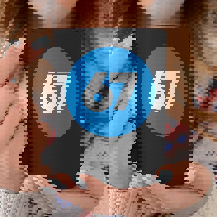 67 歳の誕生日番号 67 バルーン 67 歳の誕生日 コーヒーマグ 面白い贈り物