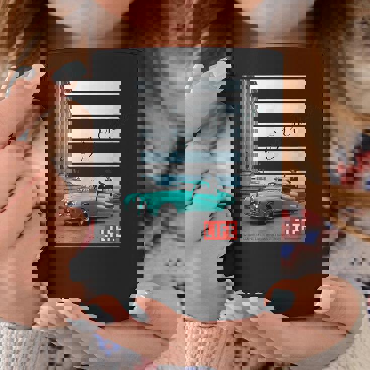 Life Picture Collection モデルと自動車 ／ エッフェル塔（1） コーヒーマグ 面白い贈り物