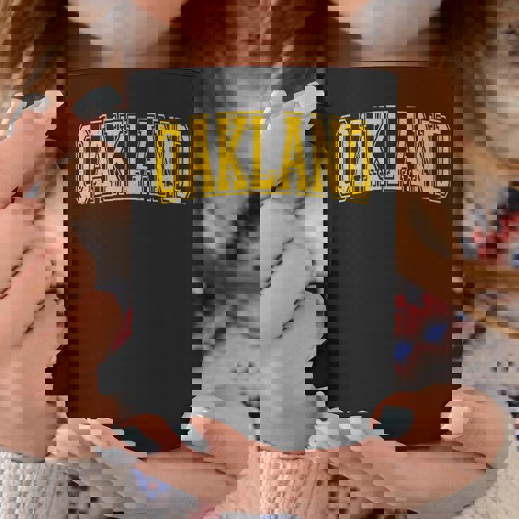 Oaklandarsityports アスレチックジャージスタイル コーヒーマグ 面白い贈り物